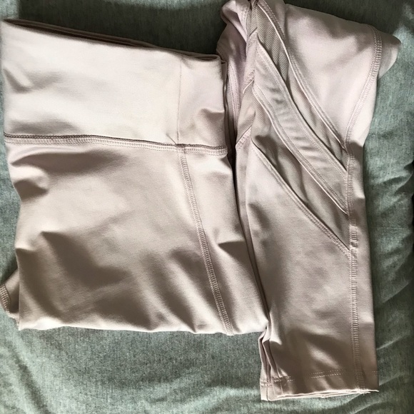 XS Forever 21 Mesh Workout Leggings - Picture 2 of 8